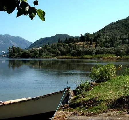 Konukevi The Garden's 3*