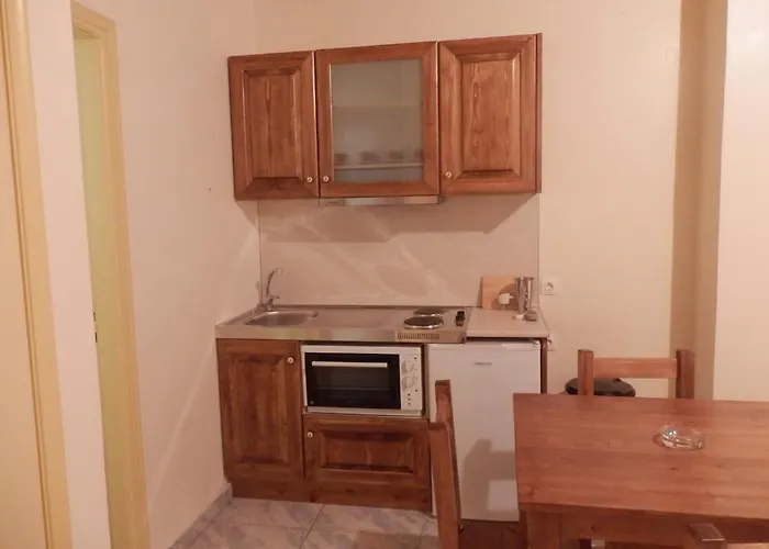 The Garden's Guest house Vlikhon