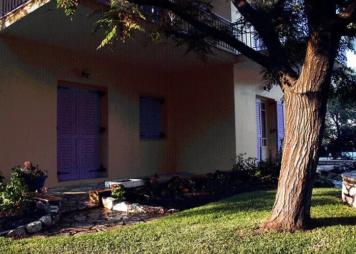 Guest house The Garden's 3*